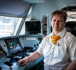 MÁV-START első hölgy mozdonyvezetője